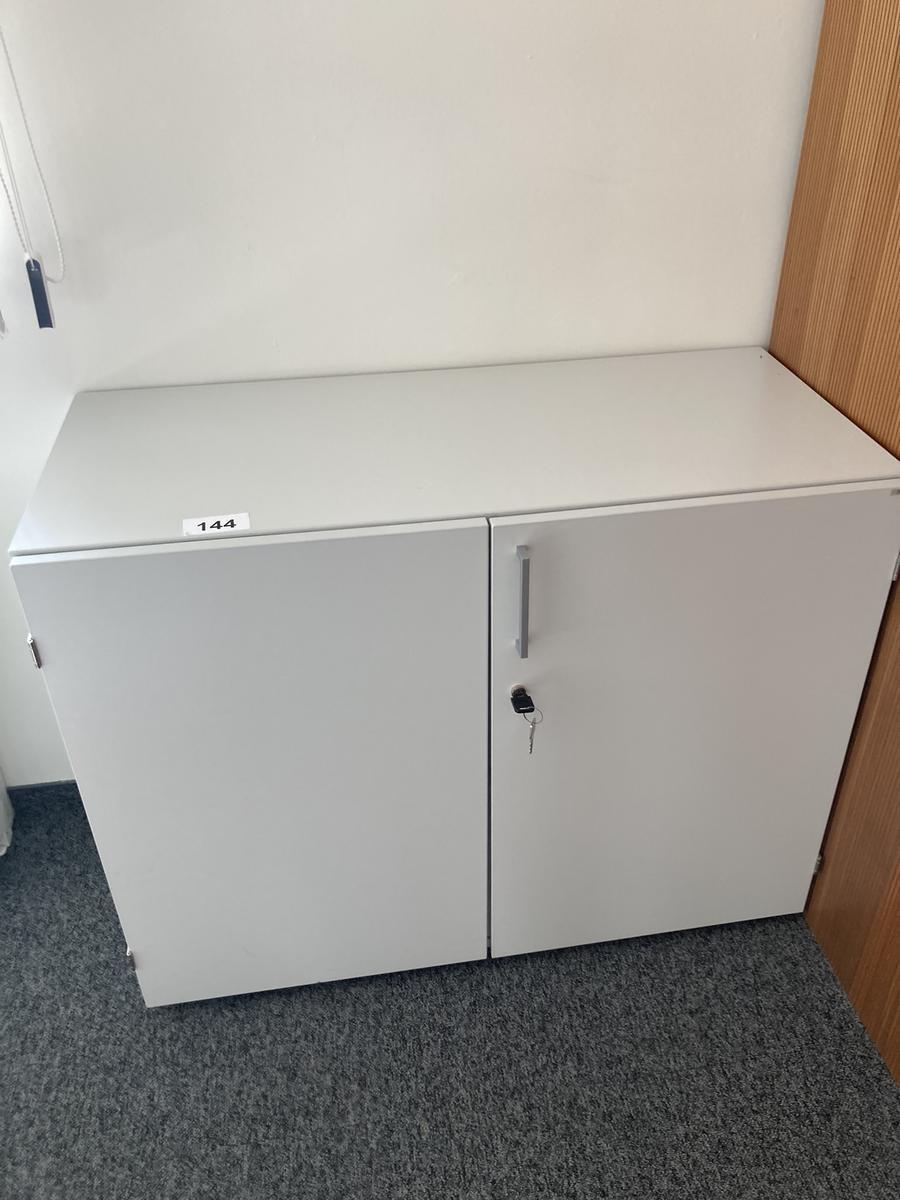 Aktenschrank, 2 Ordnerhöhen, Maße: ca. 100 x 45 x 80 cm